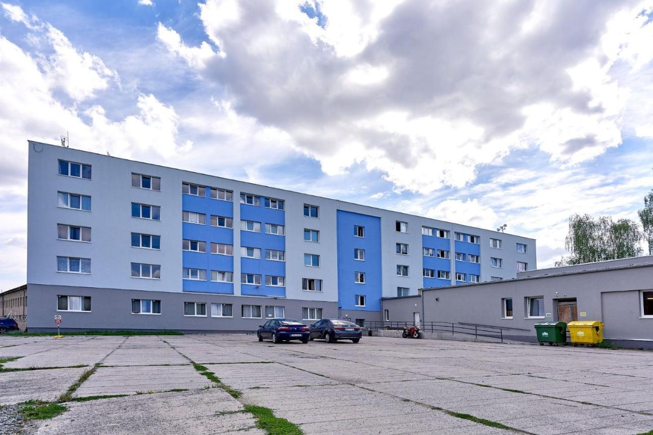 Apartmany Kladno - Libusin Bagian luar foto